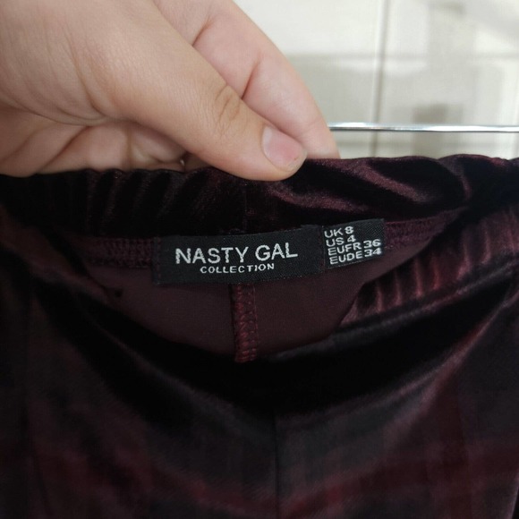 Nasty Gal Womens Pants Top Set Plaid About You Maroon Co Ord Velvet Velour Sz 4 - Picture 9 of 11
